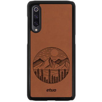 Leather Hard Case - cinnamon brown - Mrs Ostrovia mountains